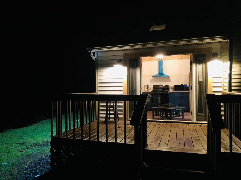 Charming 120-Year-Old Farmhouse By The Creek. Starlight Bagian luar foto