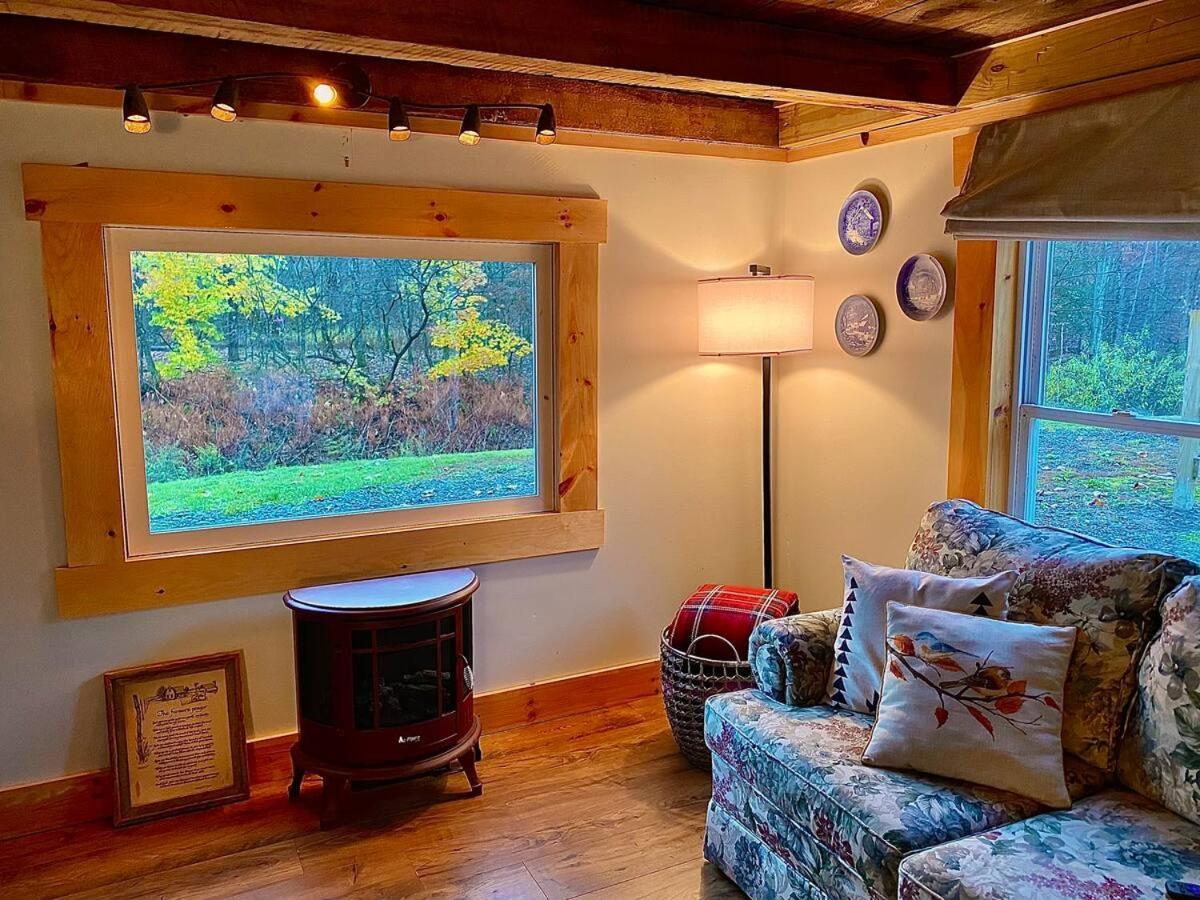 Charming 120-Year-Old Farmhouse By The Creek. Starlight Bagian luar foto