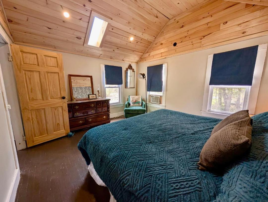 Charming 120-Year-Old Farmhouse By The Creek. Starlight Bagian luar foto